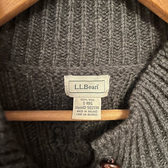 L.L. Bean 1912 Heritage Irish Fisherman Gray Cable Knit Cardigan 100% Wool - S - Picture 3 of 5
